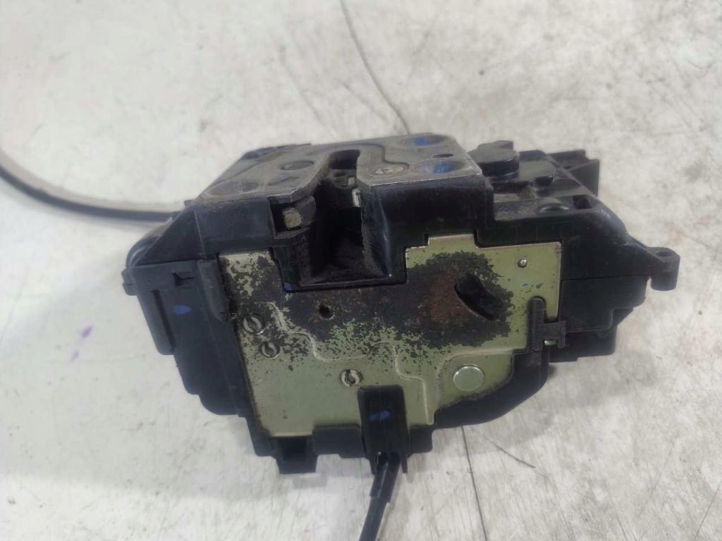 фото №4, Замок дверь правый задняя renault clio iii 8200299161