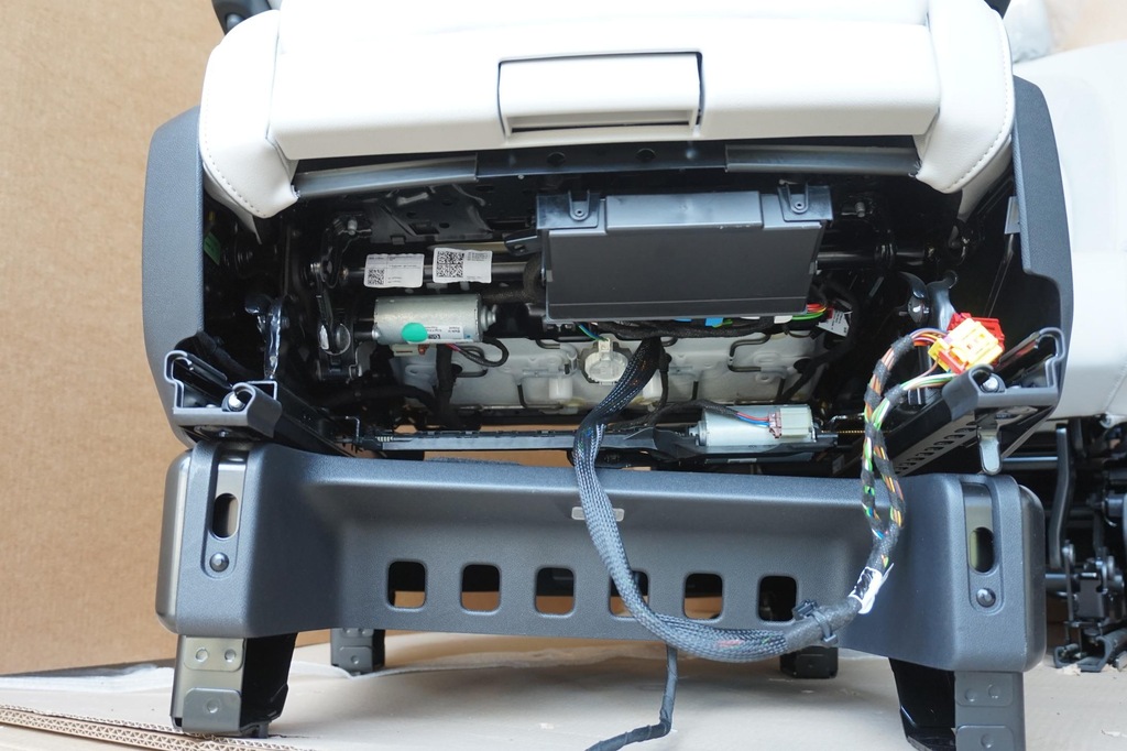 фото №9, Сиденья заднее сиденье vw id buzz id.buzz