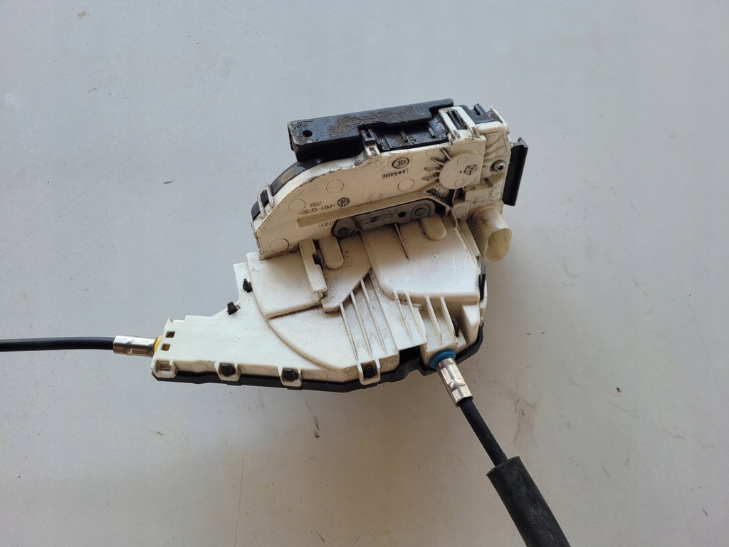 фото №6, Maserati levante sq4 2017+ замок двері правий перед 670101181