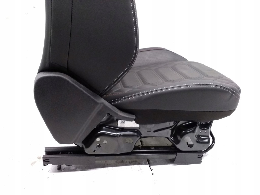 фото №6, Ford focus 2023 обивка / комплект