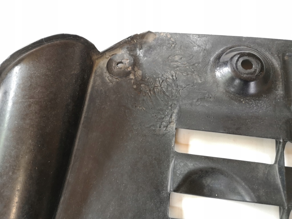 фото №10, Ferrari f12 berlinetta- плита защита pod бампер