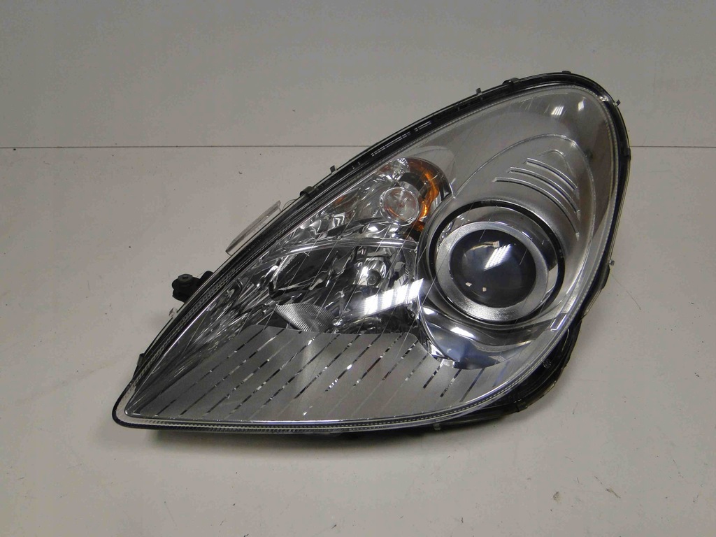 фото №1, Mercedes slk r171 лампа левая обычная h7 171