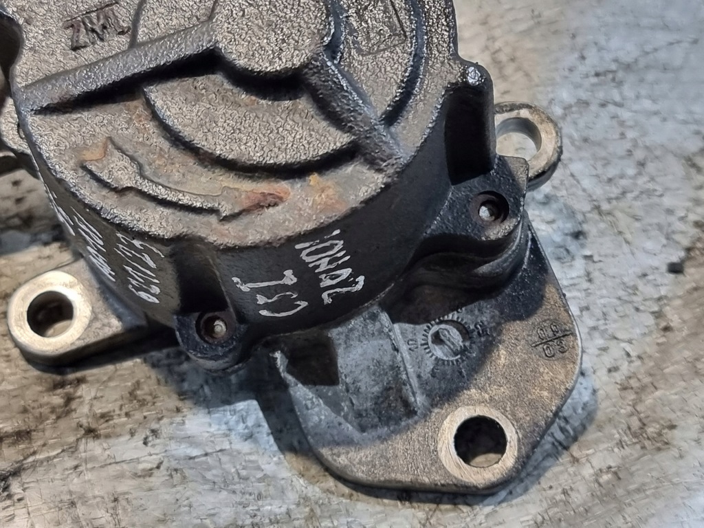 фото №12, Насос вакуум citroen c5 i 2.0 hdi 110km