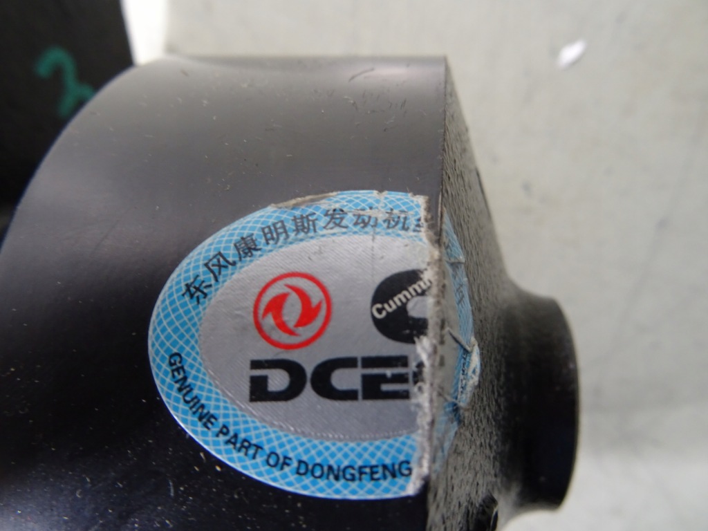 Купить Насос воды cummins 4934058