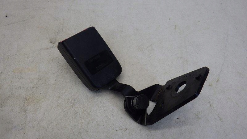 фото №1, Кліпса поперечина безпеки задня peugeot 308 i t7 кліпса поперечина задня 308 i