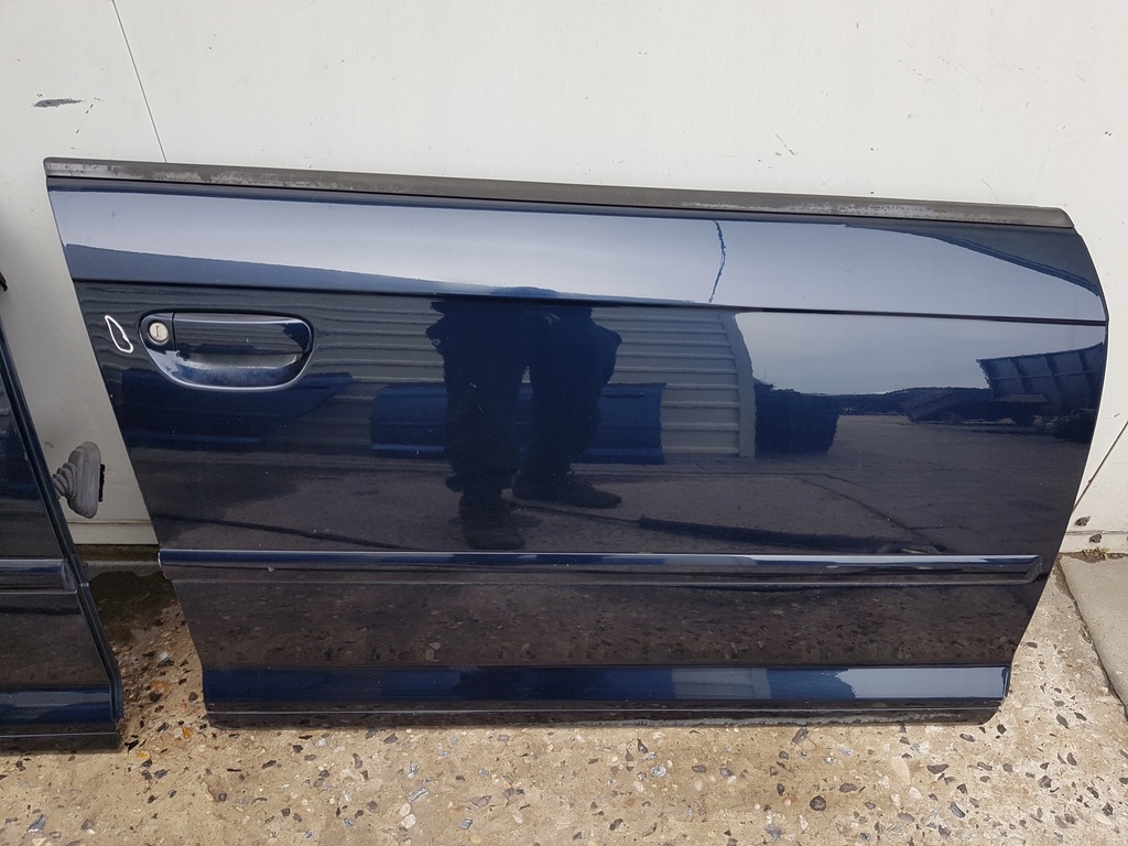 фото №1, Audi a3 8p 04-12r двері праве перед lz5a 5d