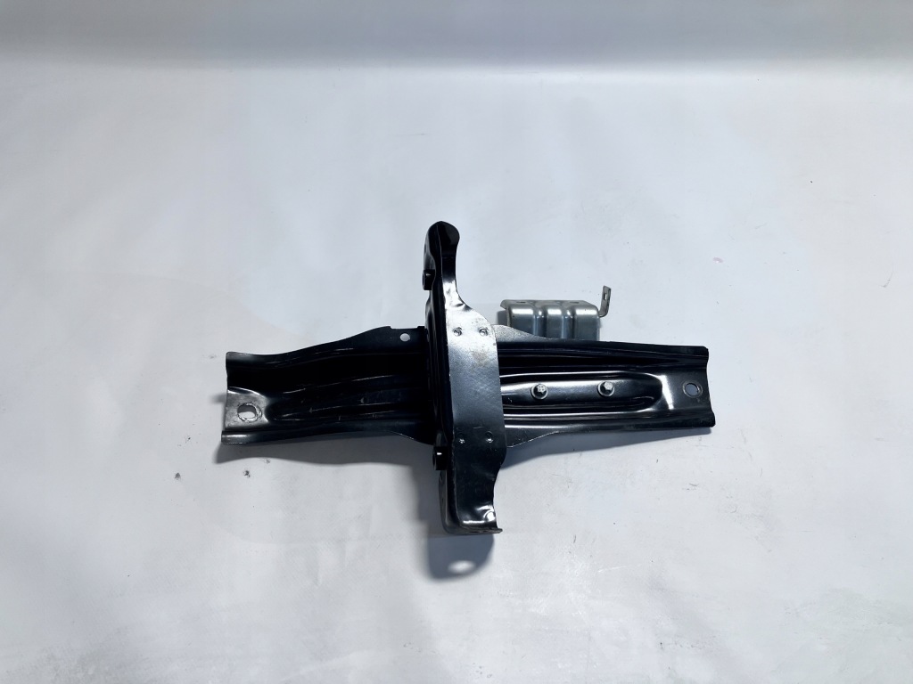 фото №1, Кронштейн фильтра топлива mercedes gla x156