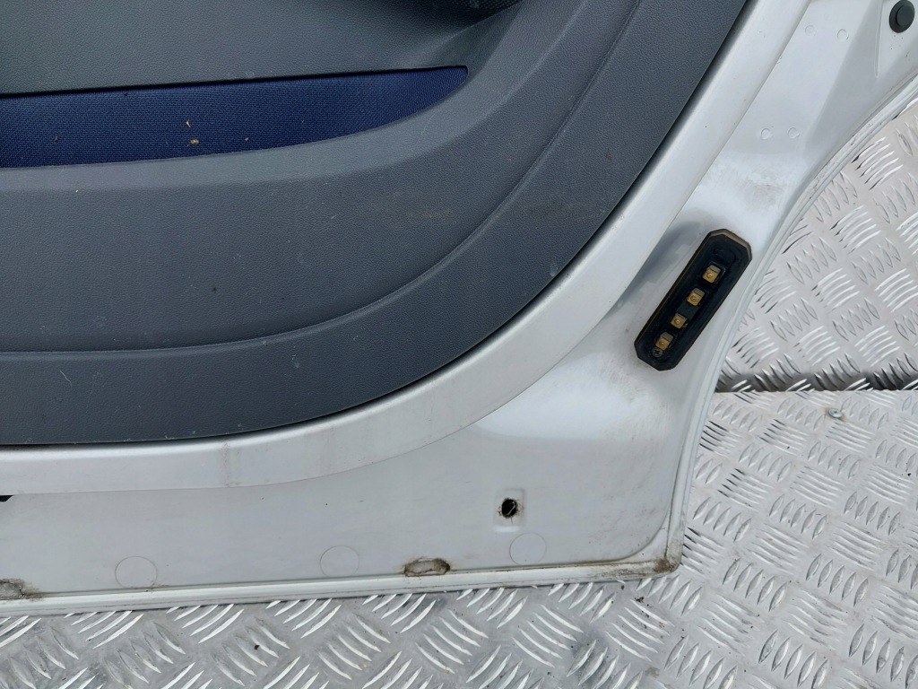 72. двері зсувні праве citroen nemo peugeot bipper fiat fiorino в Україні