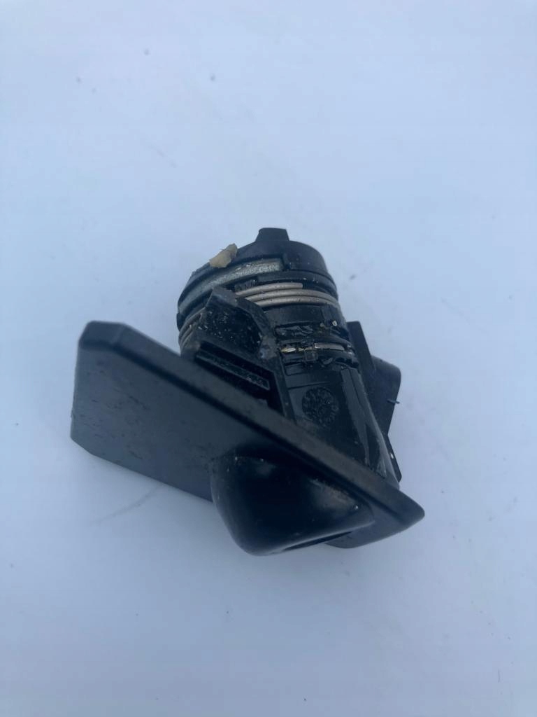 фото №3, Вкладка замка двері лівий перед volvo xc40