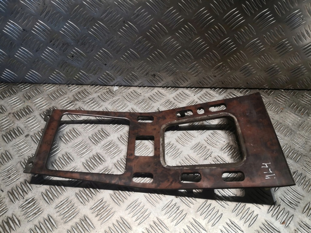 Купить Mercedes-benz ml w163 элемент  консоли центральной