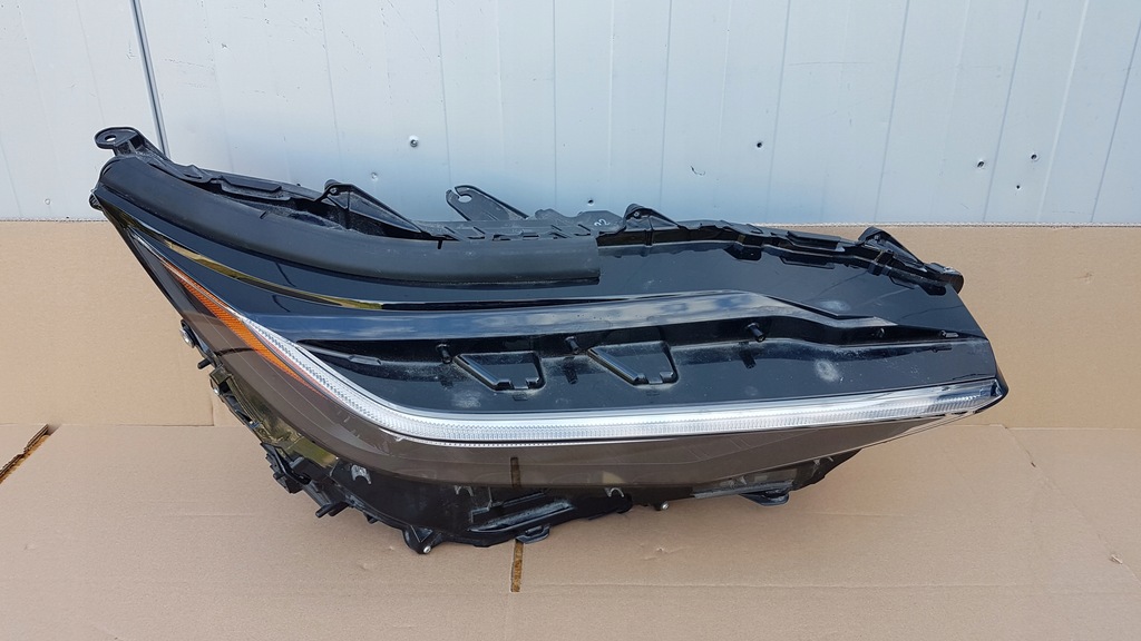 фото №10, Лампа перед правая toyota bz4x full led 22-