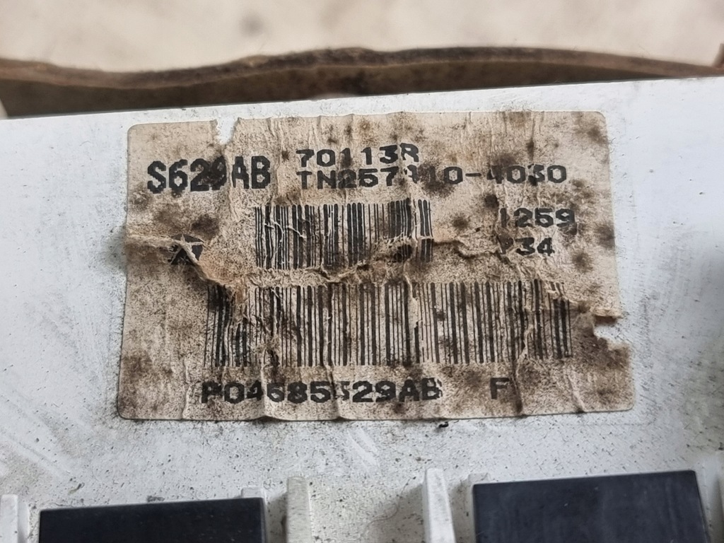 фото №14, Счетчик приборы оригинальный номер p04685629ab chrysler voyager iii 2.5 td 99r