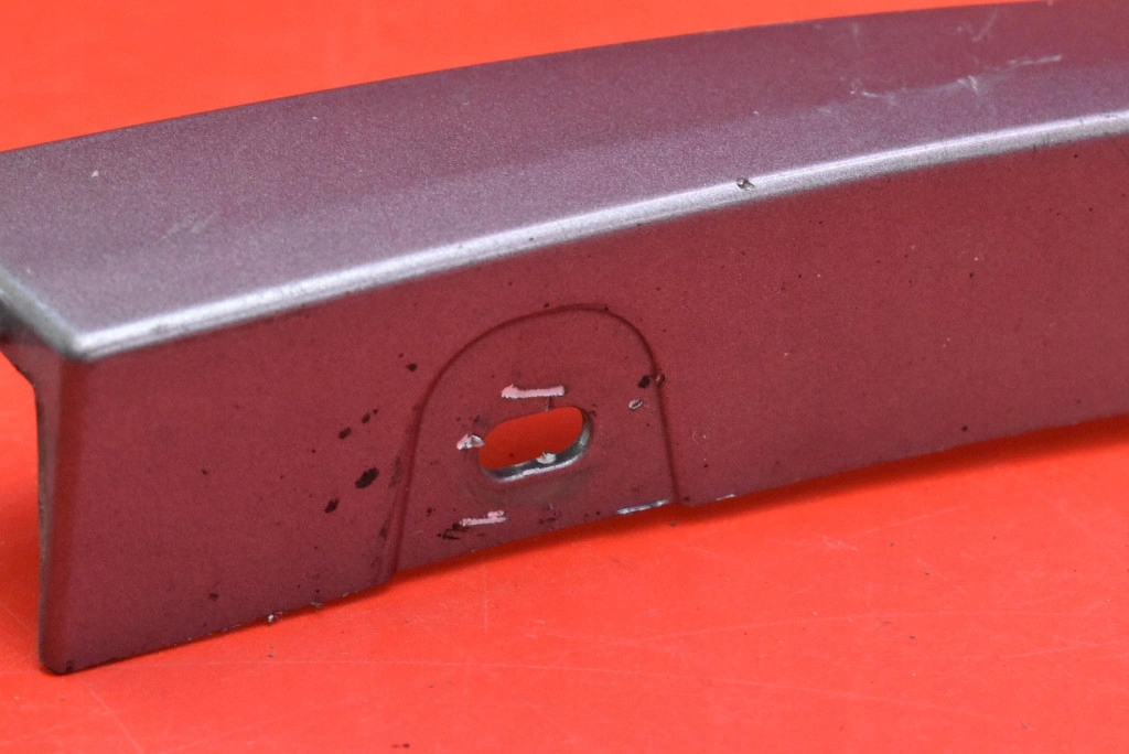 Молдинг крыла левый задний  серебристая 8038079 bmw x1 e84 09-15 Цена