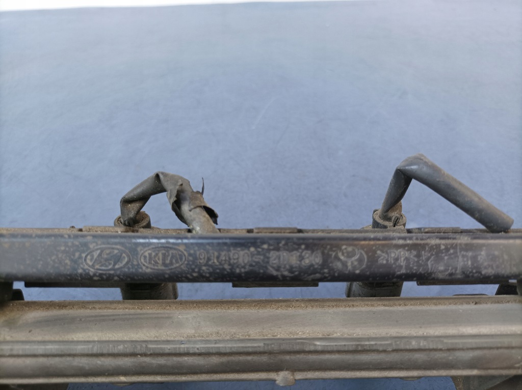 фото №5, Hyundai tucson i 2.0b молдинг питающая 2d130