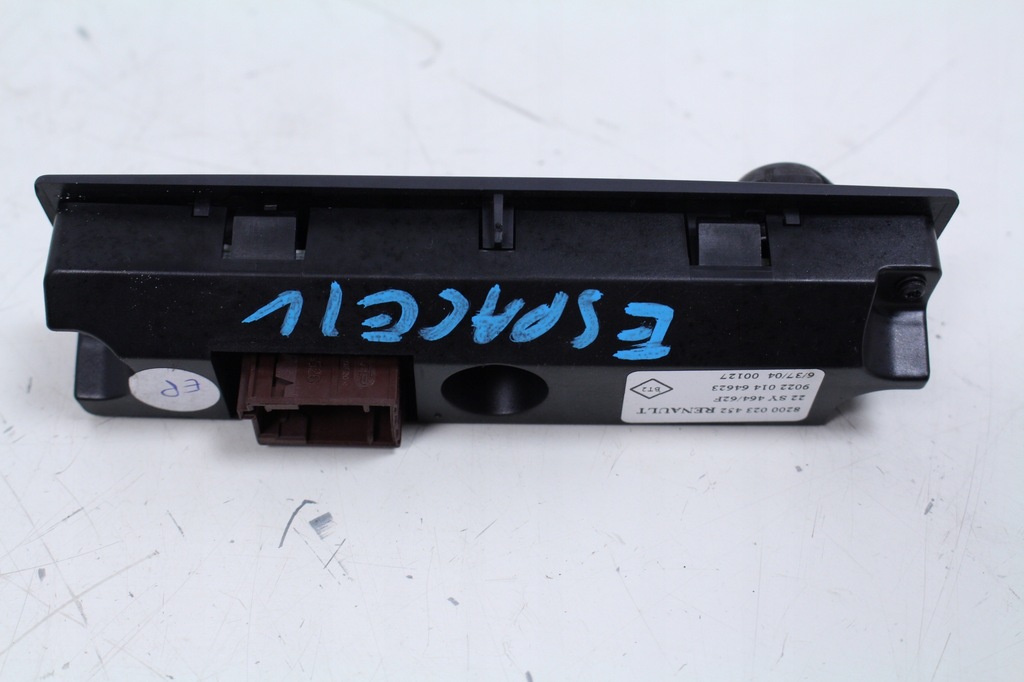 фото №3, Переключатель navi renault espace iv 04r,