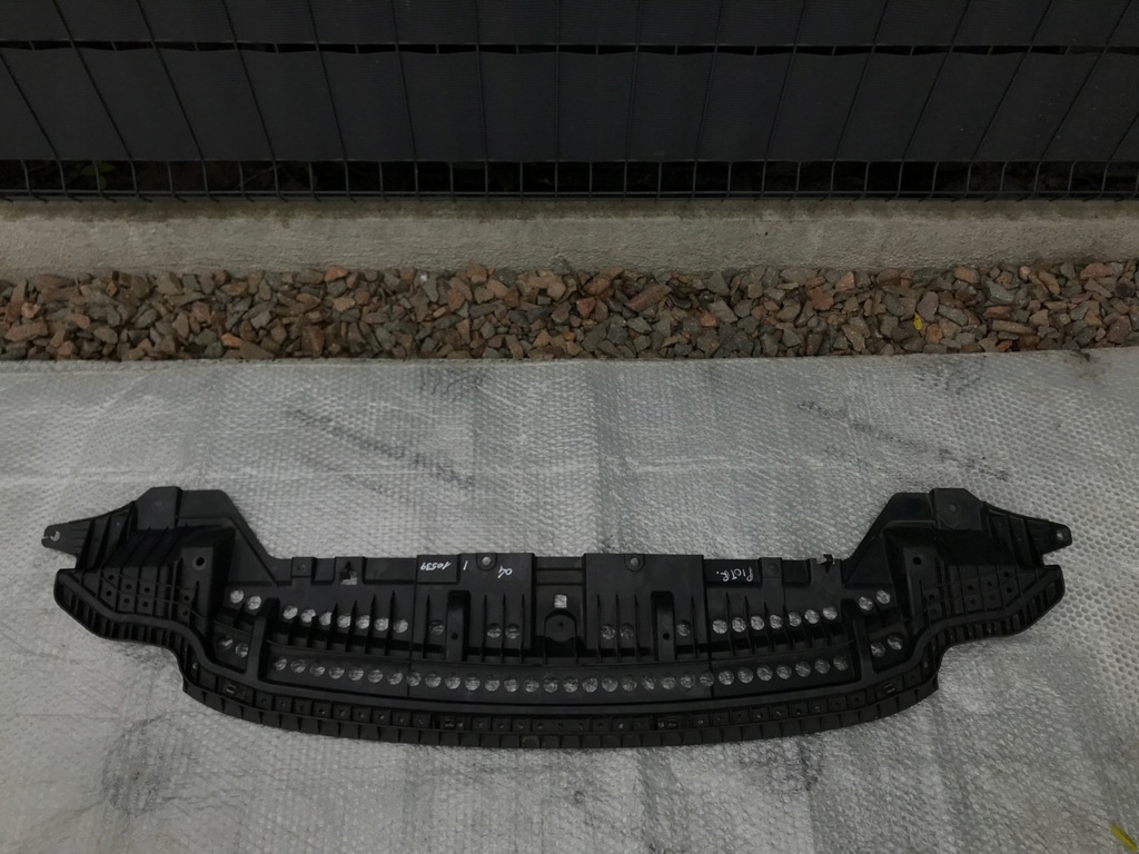 фото №1, Toyota corolla e16 защита плита pod бампер перед