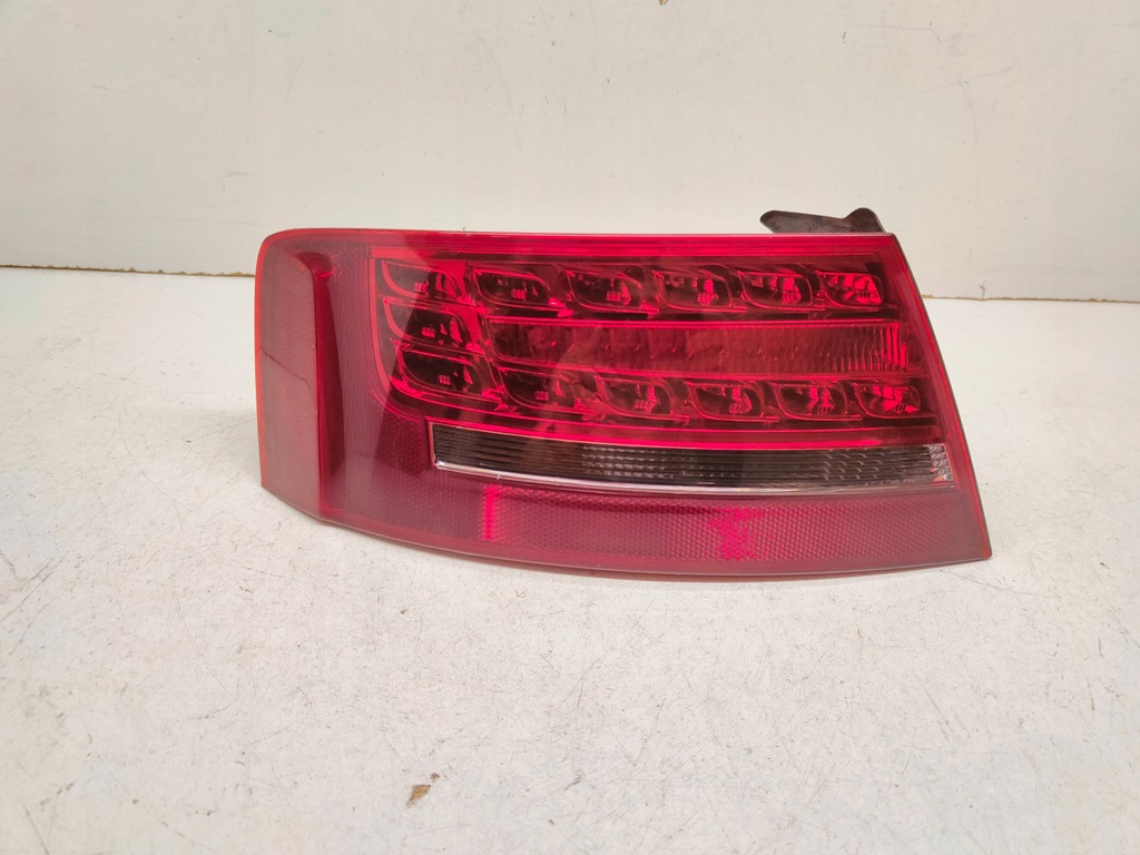 фото №1, Audi a5 8t sportback лампа задняя левая 8t8945095