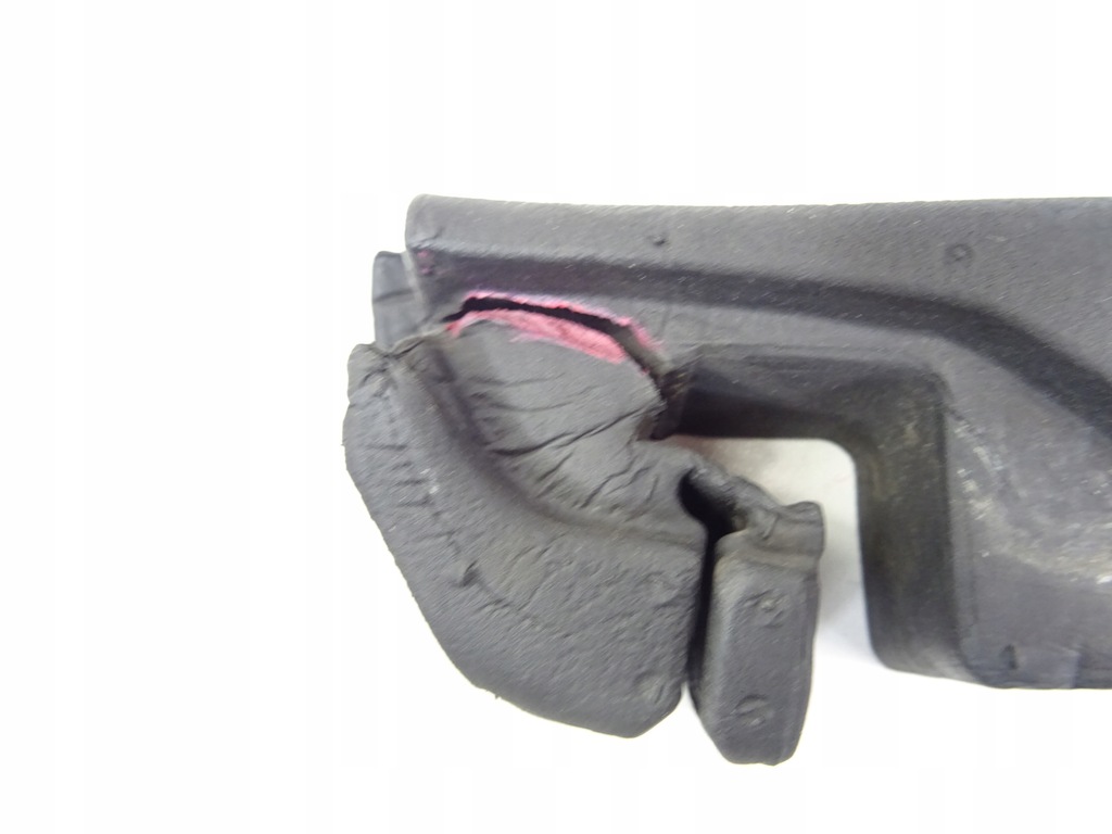 фото №8, Audi a1 8x lift 1.6 tdi шумоізоляція піна крила правий перед 8x0823722