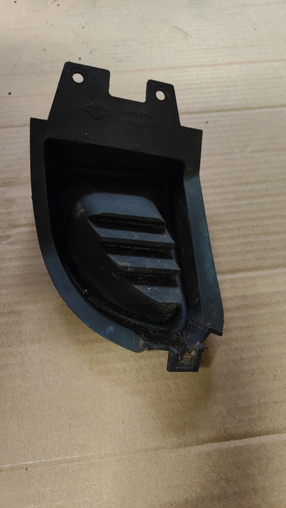 фото №7, 622579f500 заглушка бампера ліва nissan primera wp11e 1998-2001