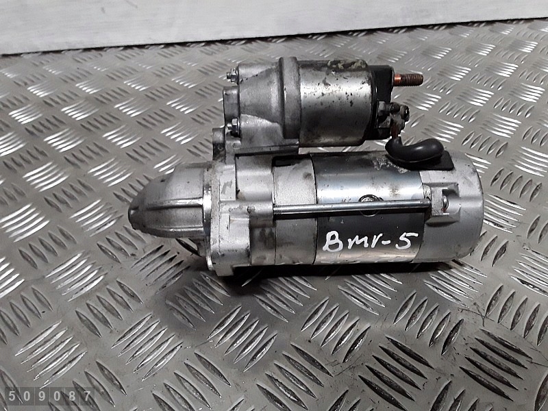 Купити 2004 bmw 5 series e60 стартер 2500td