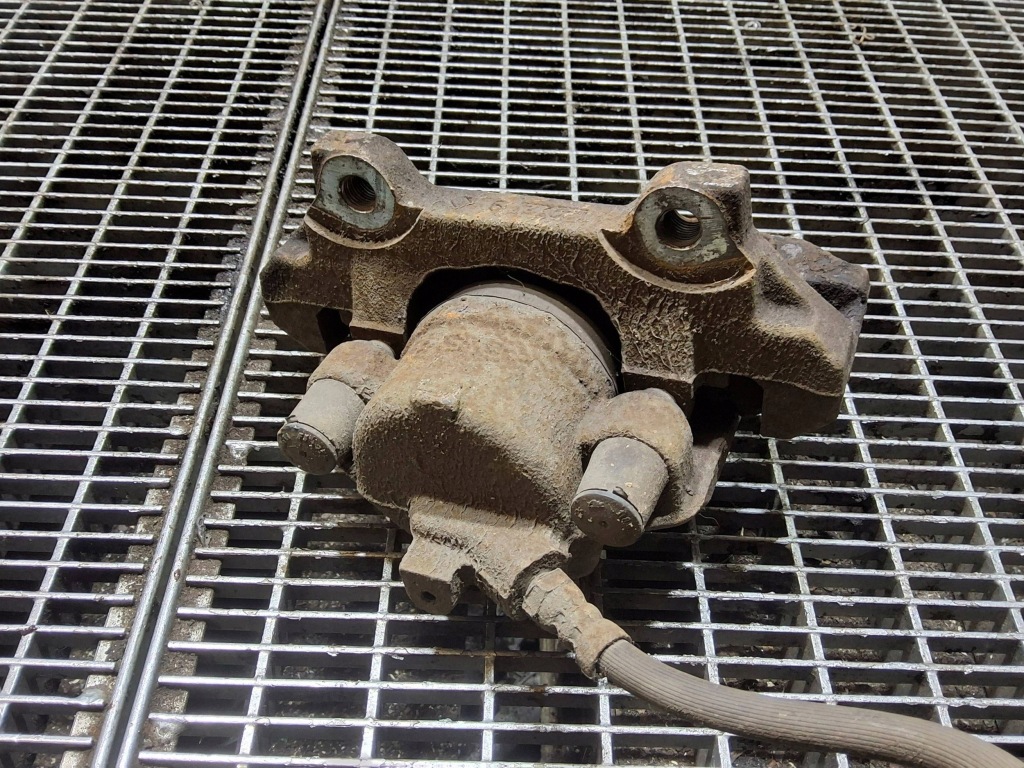 фото №8, Суппорт тормозной передний перед сторона левая fiat panda iii