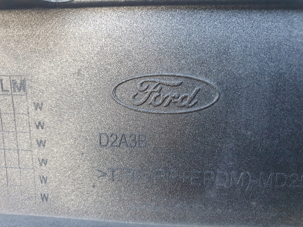 Бампер передний ford mondeo mk5 рестайлинг  +решётка 1 led Доставка