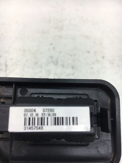 фото №4, Volvo xc90 ii лампа освещение салона 31457548