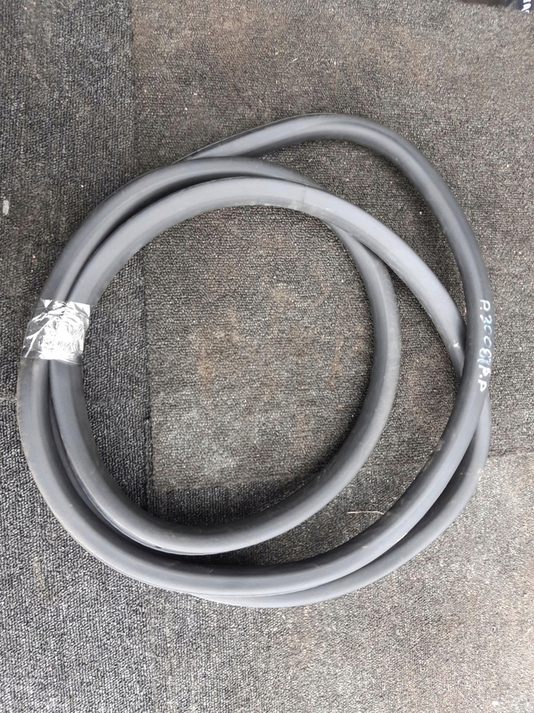 фото №7, Прокладка дверь правый перед peugeot 3008 ii кузов