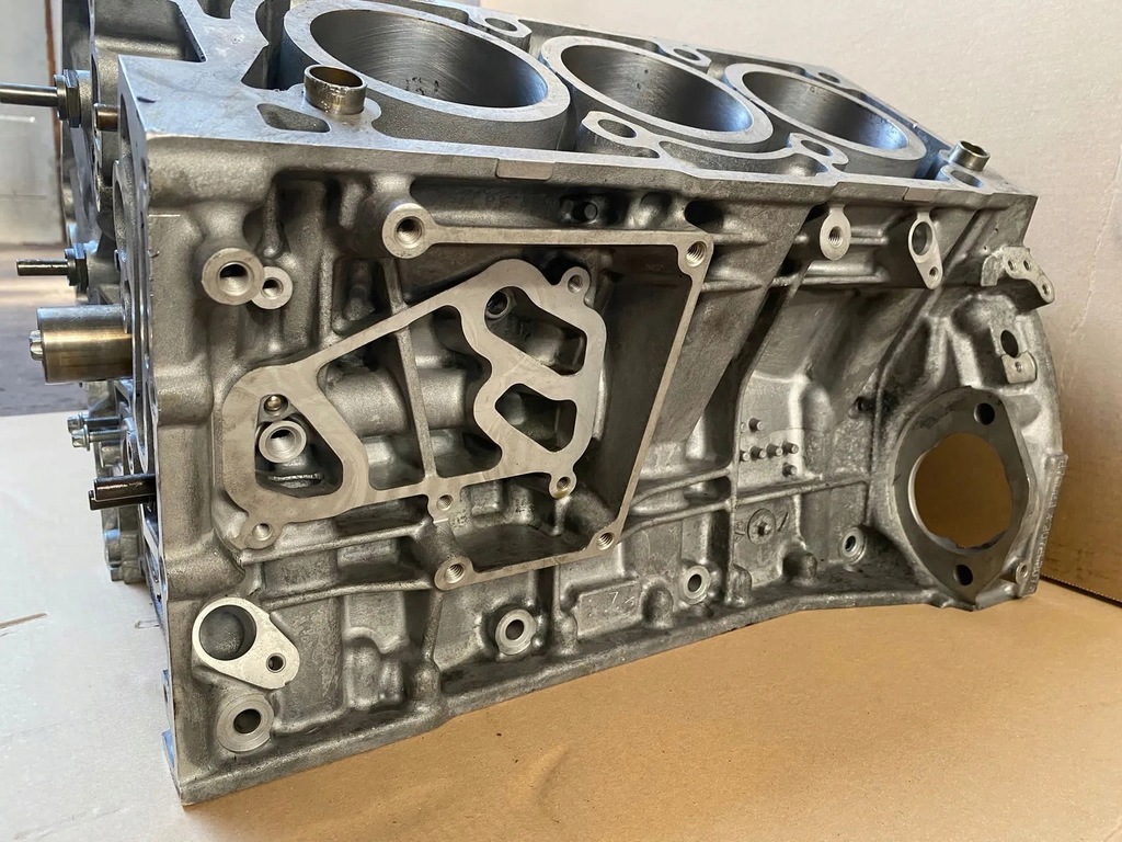 фото №6, Блок двигателя mercedes benz 4.3 amg 276 823