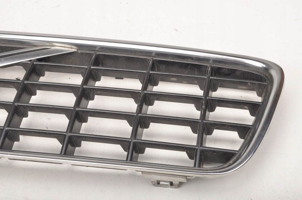 фото №9, Volvo s40 ii v50 решётка радиатора решётка радиатора решётка радиатора 08620116