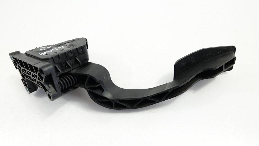 фото №7, Opel adam 1.4t потенциометр газа 13305804