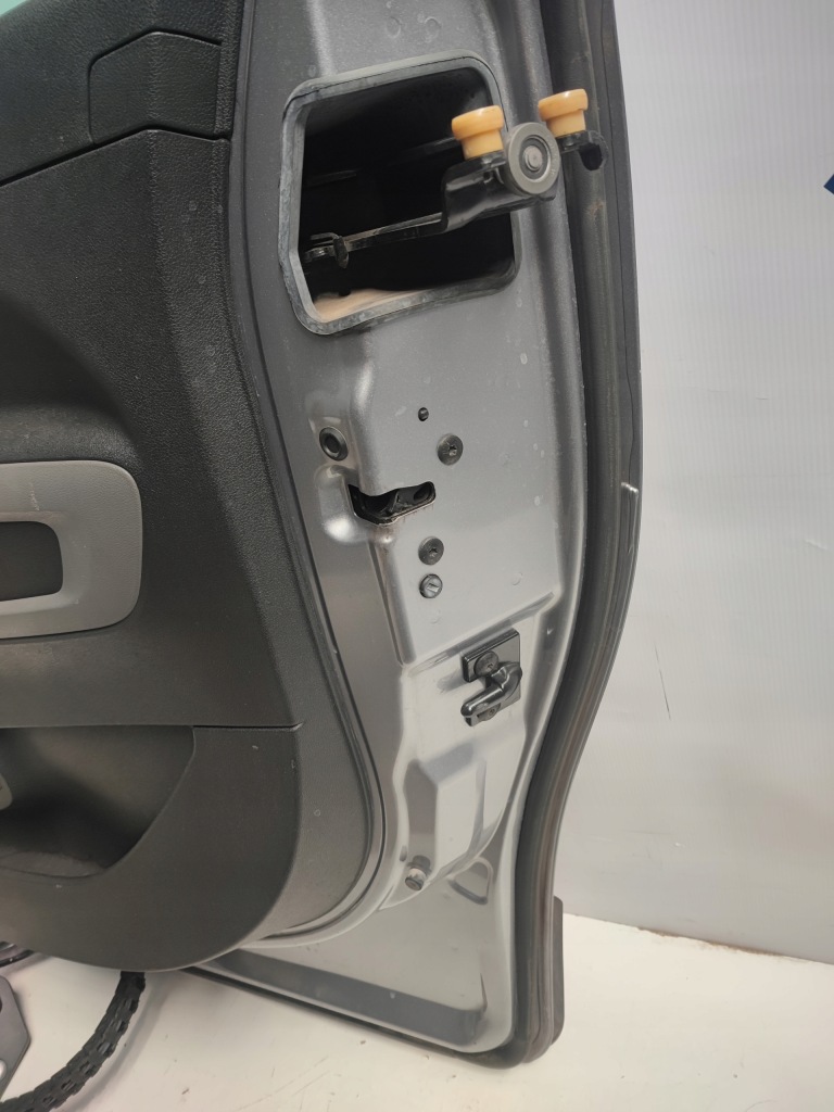 Купити Двері праве бічний зсувні peugeot rifter berlingo iv 4 combo e