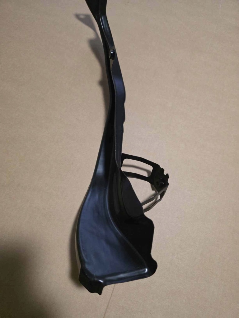 фото №1, Кронштейн радиатора lexus ux 5208176020 new original