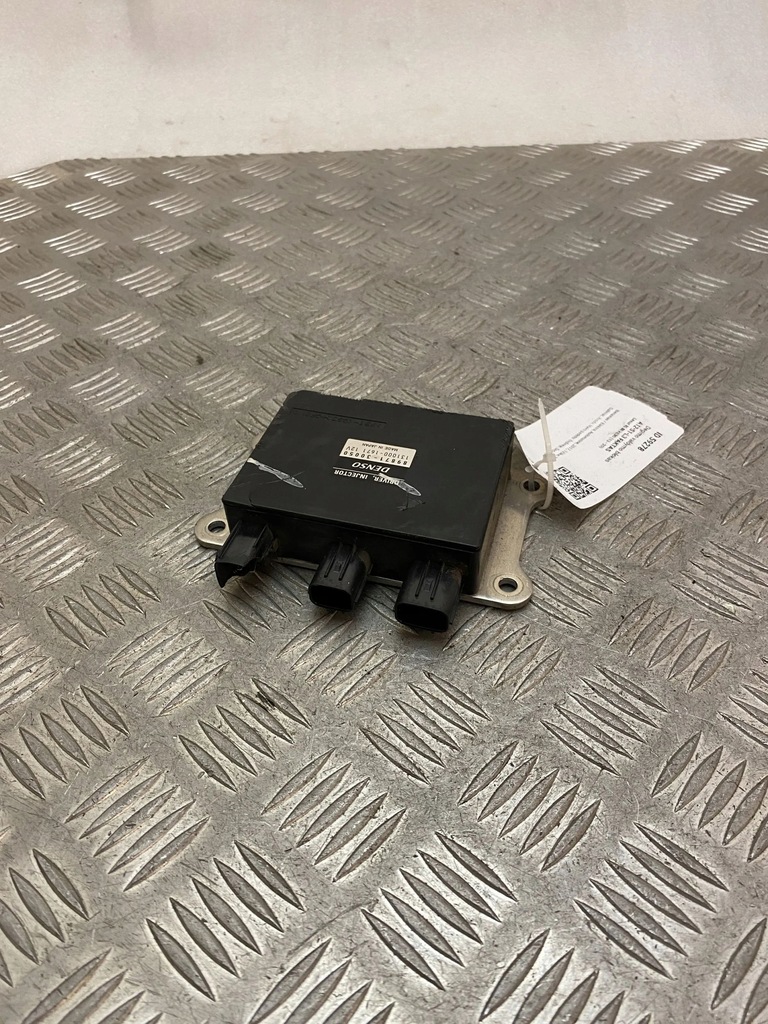 фото №1, Lexus is iii xe30 2017 блок управления / модуль зажигания