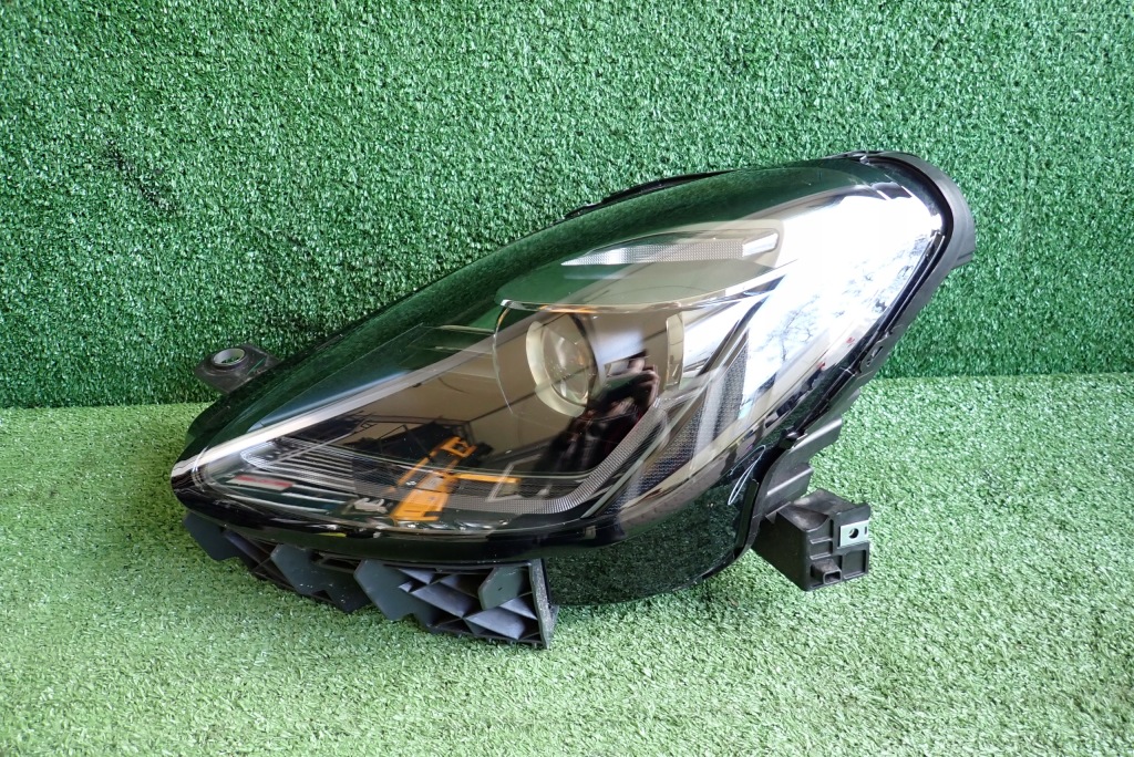 Купити Фара перед ліва maserati grecale 2023 full led 6703034810