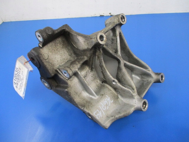 фото №1, Kia ceed 2.0crdi d4ea основа кронштейн генератора