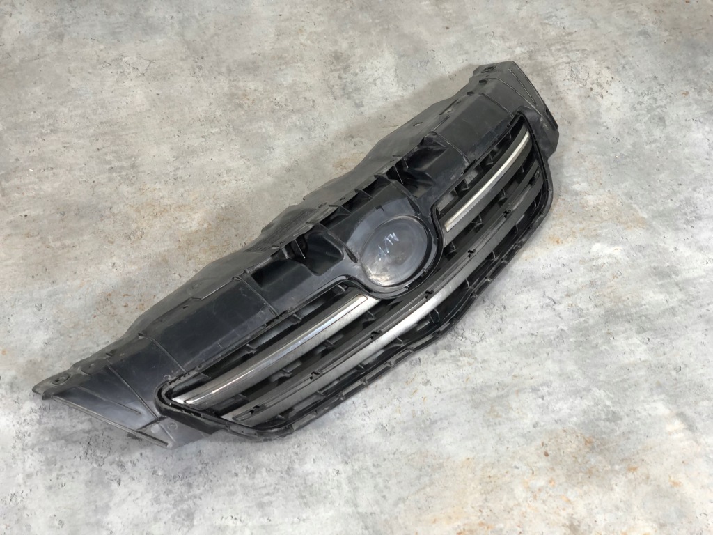 фото №2, Toyota corolla e15 2006-2013 решітка радіатора решітка радіатора
