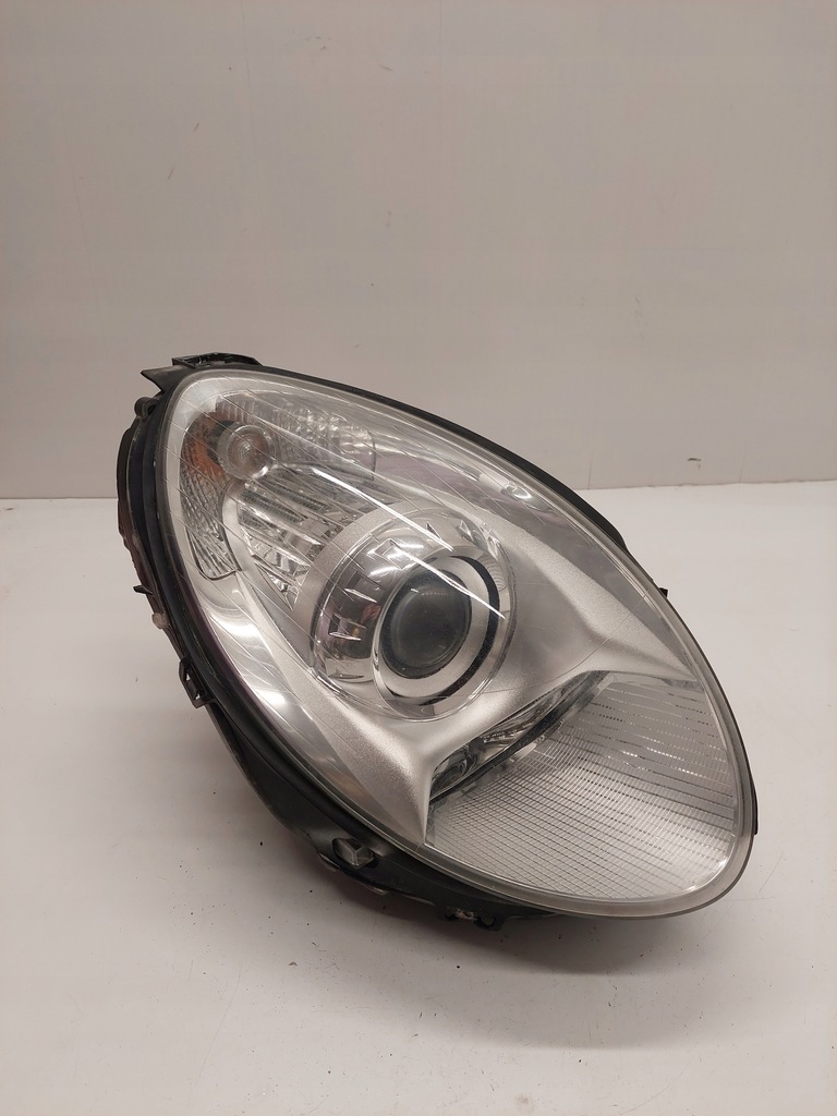 фото №1, Лампа правая mercedes w251 r-klasa