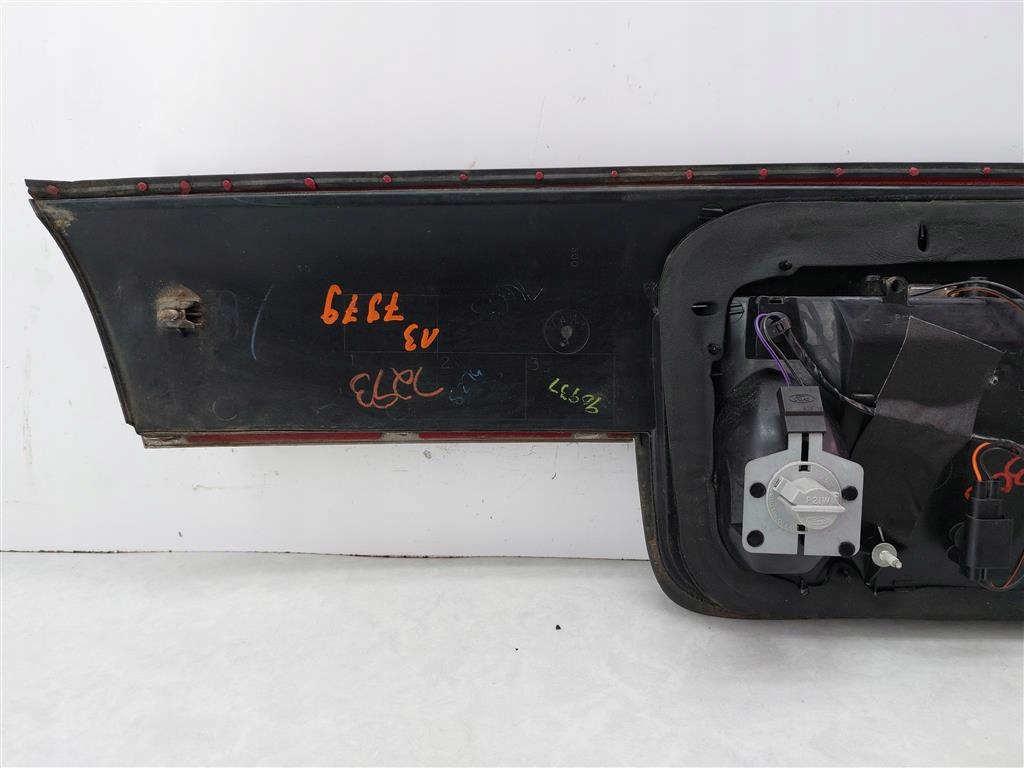 Накладка кришки багажника mercury mystique 1994-2000 Київ