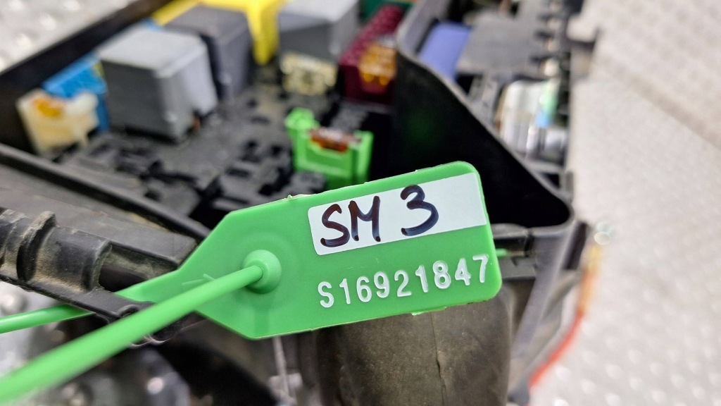 Коробка запобіжників a2469980601 mercedes w176 w246 w117 w156 Київ
