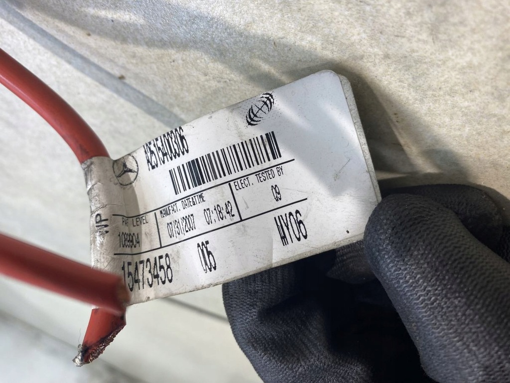 фото №7, Коробка запобіжників mercedes w251 3.0 cdi v6 a2515400306