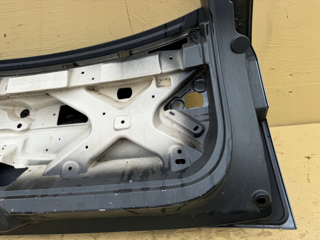 фото №16, Land rover velar l560 17r- крышка багажника крышка багажника задняя задняя j8a2-40010