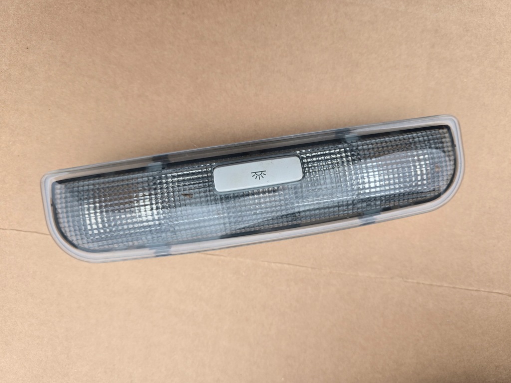 фото №1, Освещение кабины лампа средняя skoda fabia ii hb