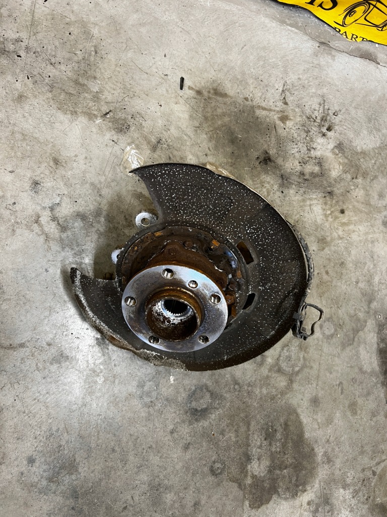 фото №1, Поворотний кулак підвіска ступиця задня правий права bmw x5 f15 x6 f16