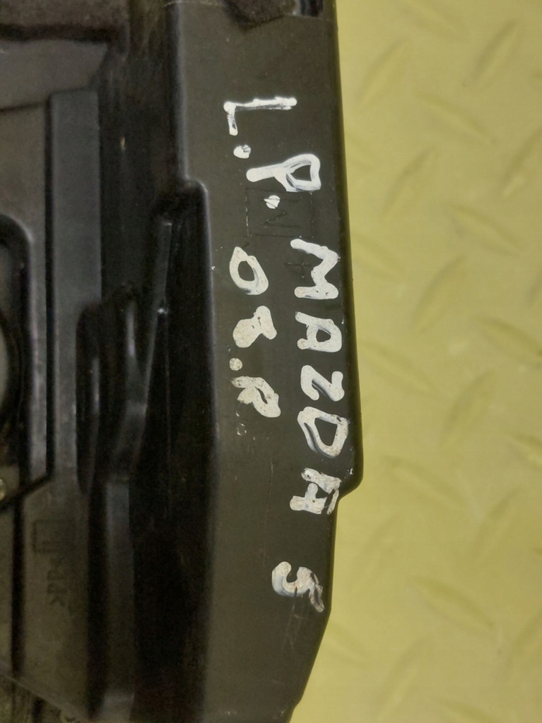 фото №8, Mazda 5 lift замок дверь левый перед