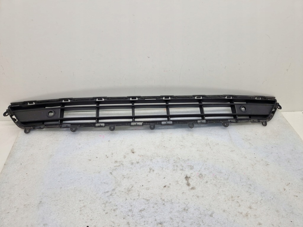 фото №1, Volvo xc40 решётка бампера перед 31449342