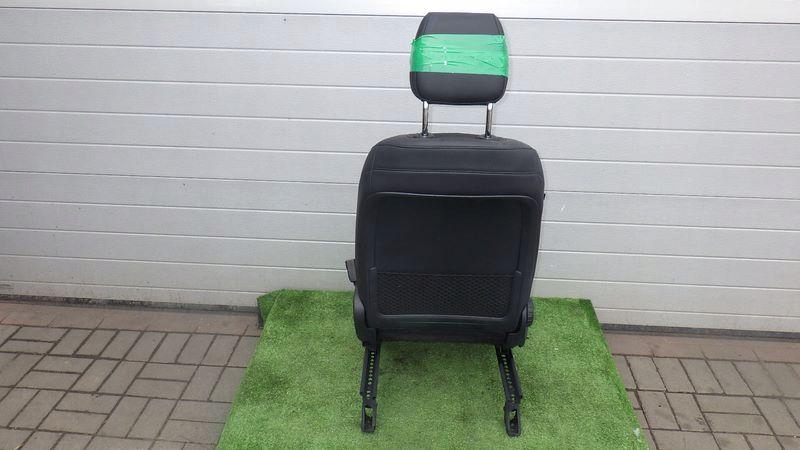 Купити Сидіння правий перед пасажира європа шкіра mercedes w247 2478600302