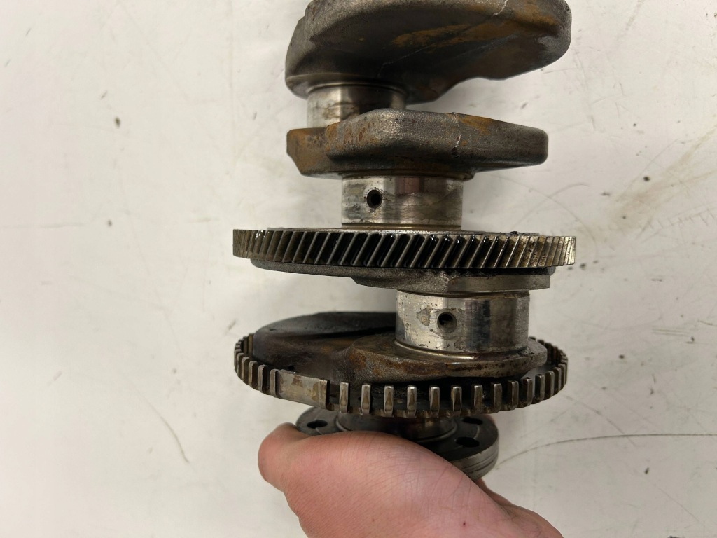 Wał коленчатый nissan qashqai 2.0 dci 8200385152 Киев