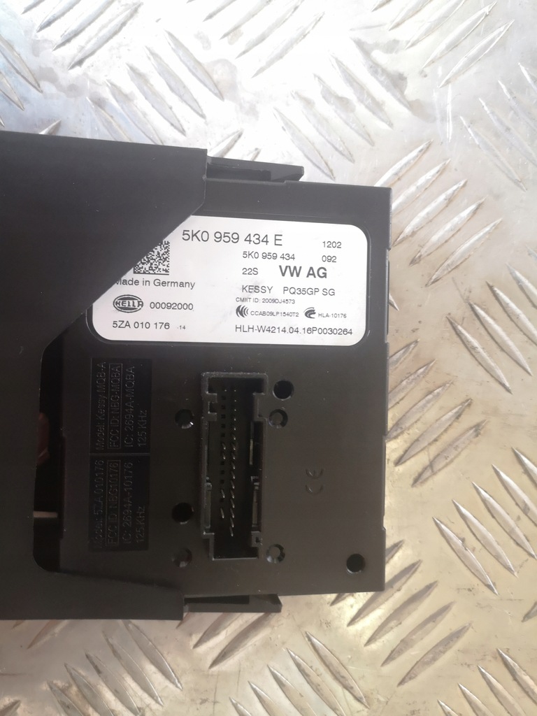 фото №4, Vw jetta 16 r модуль kessy