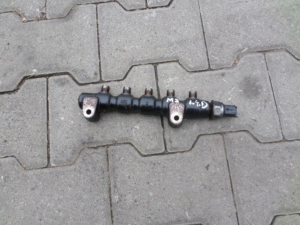 фото №1, Mazda 2 07-14 1.4 citd молдинг пального